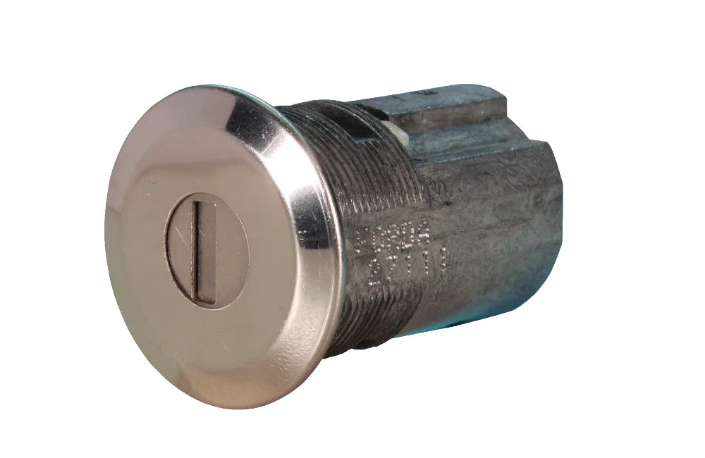 692915 – STRATTEC SEC Tool Box Lock, Used With Bolt Tool Box Latch Retrofit Kit 7022697 Works On Late Model Chevy/ GM...